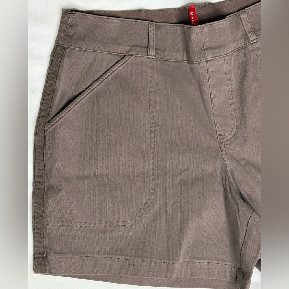 Spanx 6” Twill Shorts Womens Sz 2X Brown Stretch Flat Front Pockets Plus - Picture 4 of 8